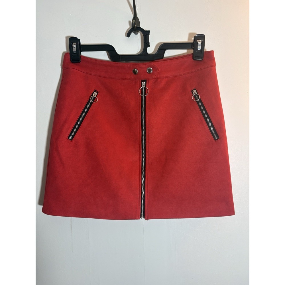 Forever 21 Suede Like skirt Red w/zippers Size Large